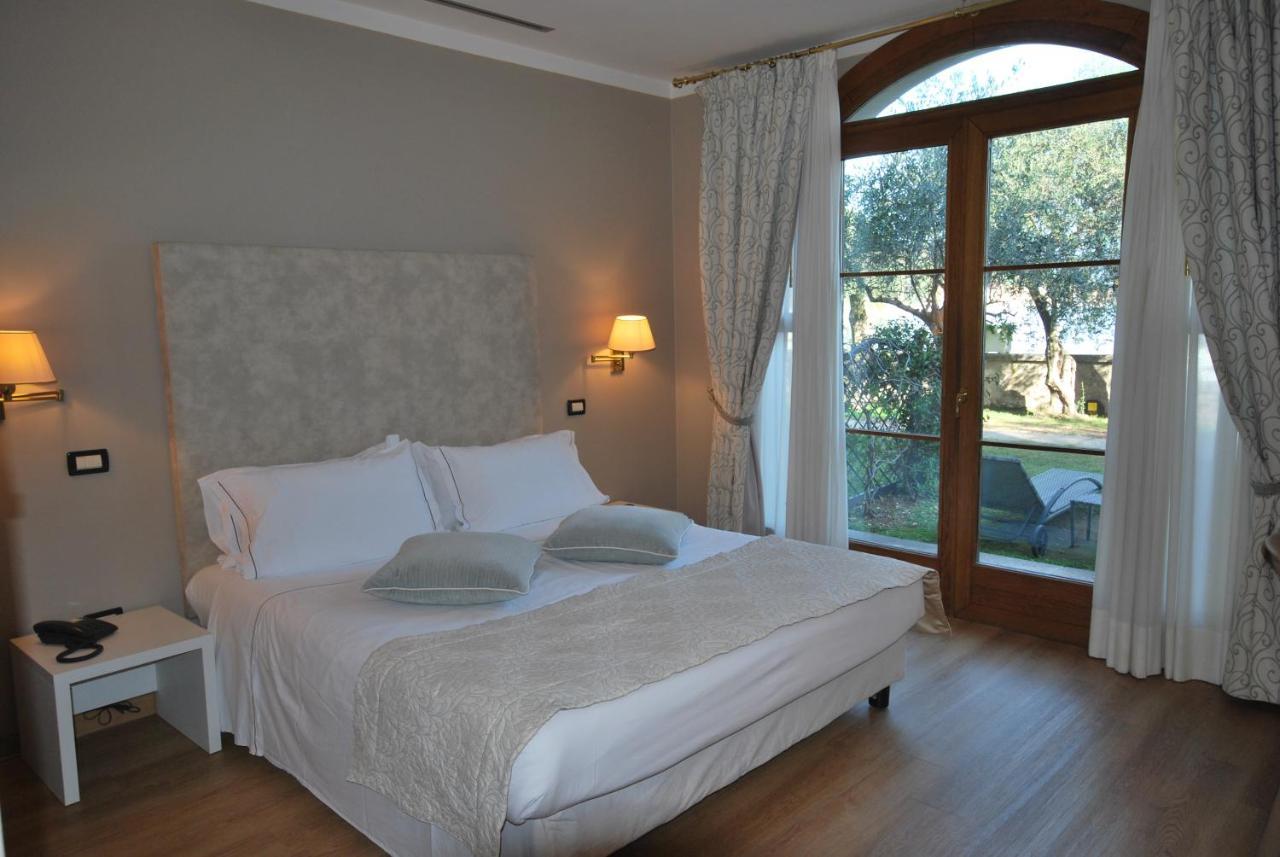Hotel Villa Maria Au Lac - Estella Hotels Italia Toscolano Maderno Exterior foto